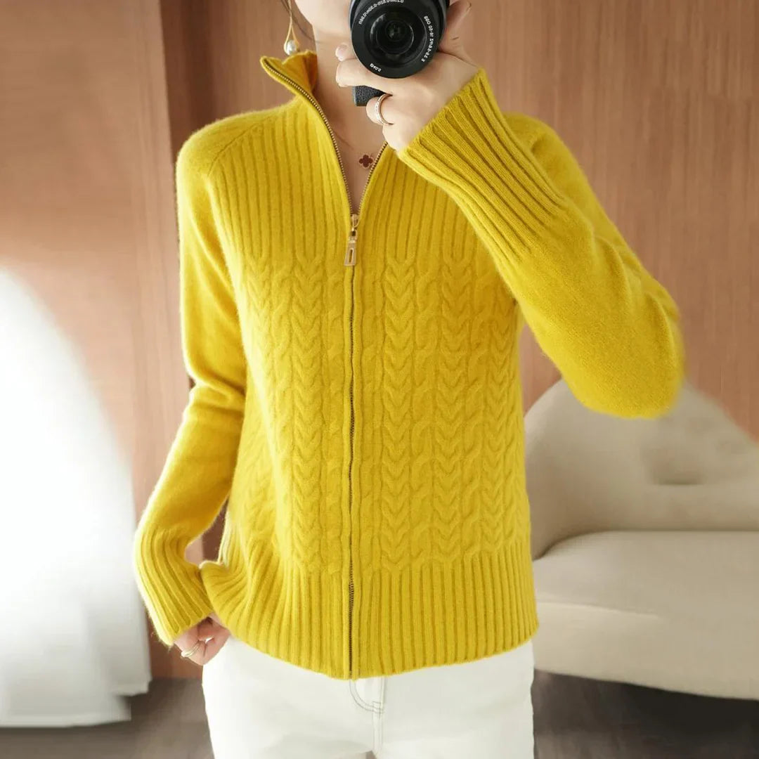 Mila -  Sweater with Zipper & V-Neck